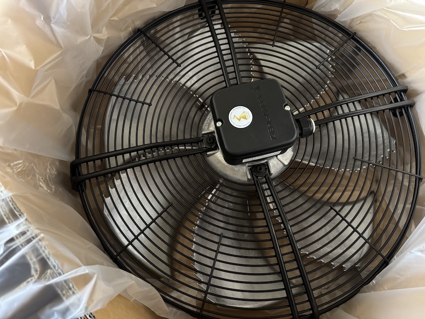 IMG_5440-Ziehl-Abegg FN050-VDS.4I.V7P1 vent.1.jpg